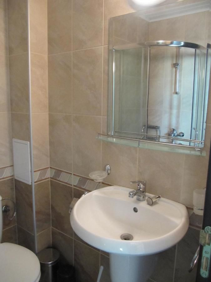 Отель Maverick Hotel Солнечный Берег