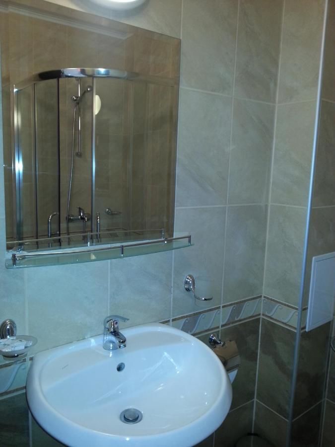 Отель Maverick Hotel Солнечный Берег-24
