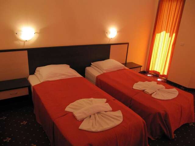 Отель Maverick Hotel Солнечный Берег-13
