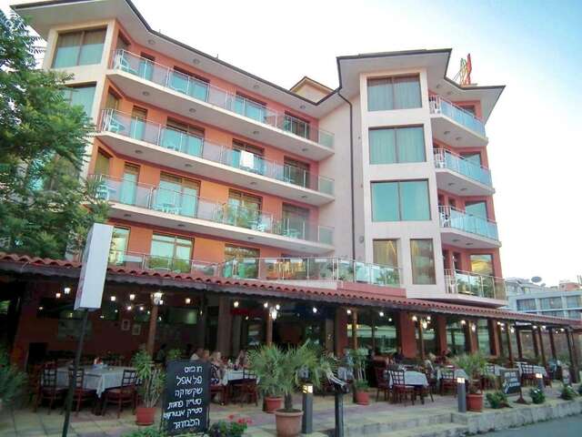Отель Maverick Hotel Солнечный Берег-4