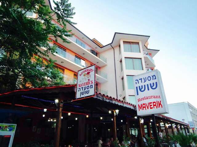 Отель Maverick Hotel Солнечный Берег-5