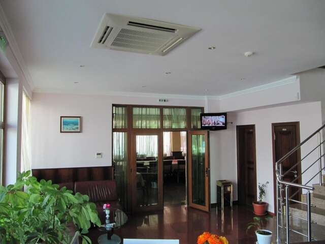 Отель Maverick Hotel Солнечный Берег-9